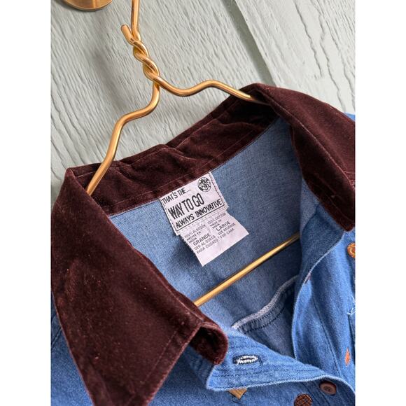 Vintage Embroidered Denim Shirt Women’s Large – Velvet Collar – 90s Cottagecore - Picture 4 of 6